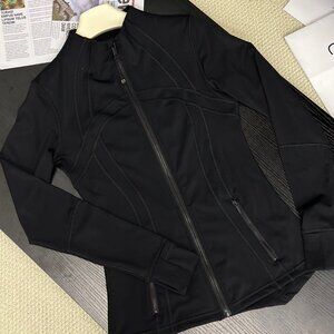 Lululemon
